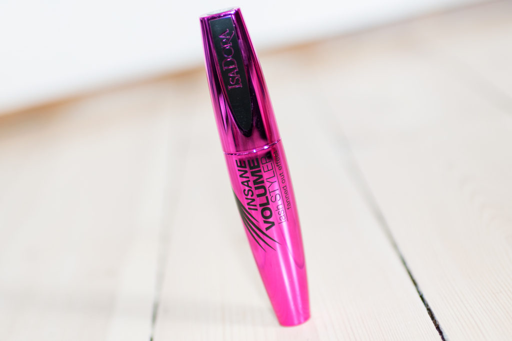 isadora insane volume lash styler