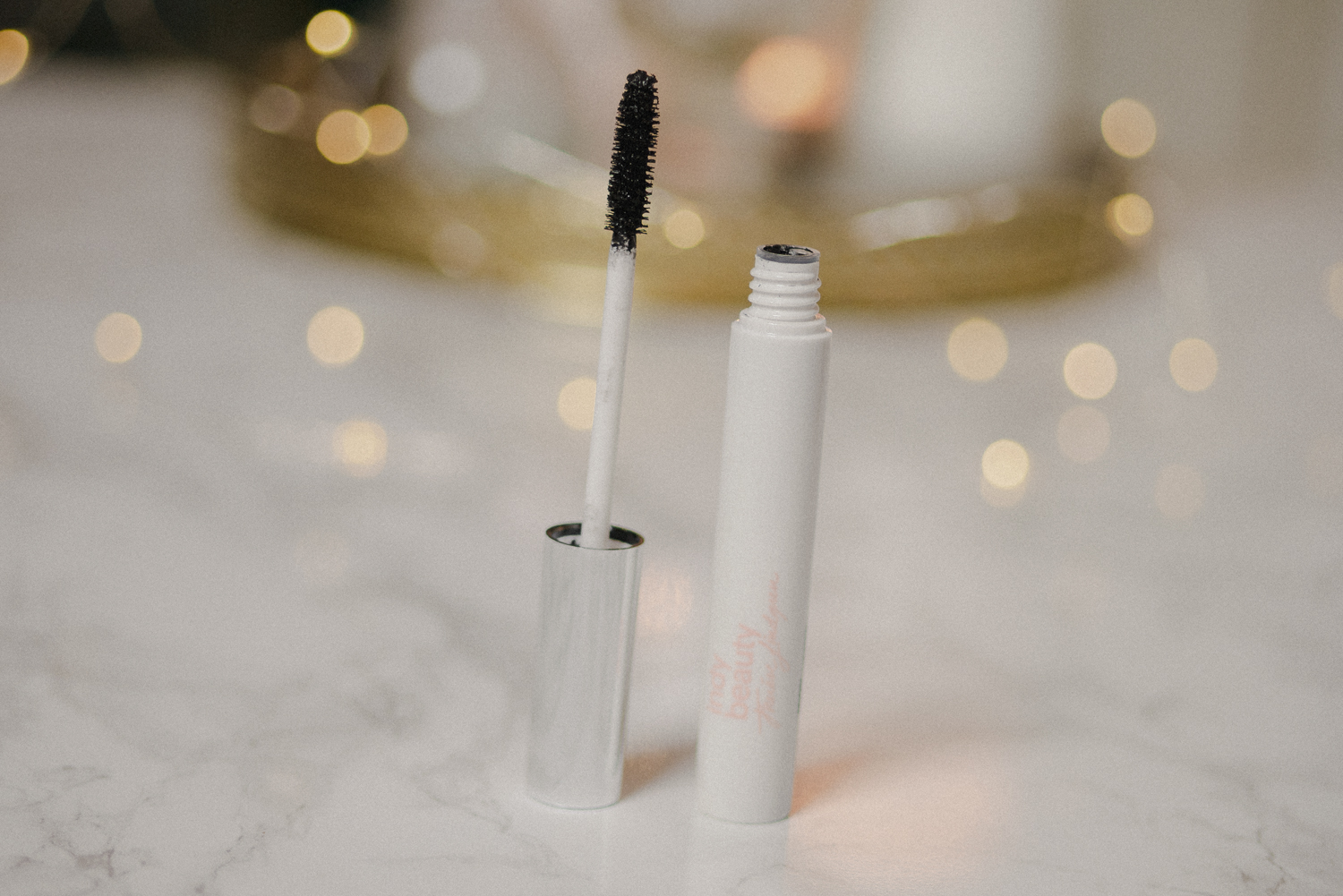indy beauty curl it up! defining mascara